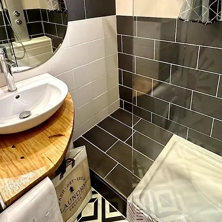 شقة 093 - Zen -2 Pers-parking - Proche Du Centre مونبيلييه